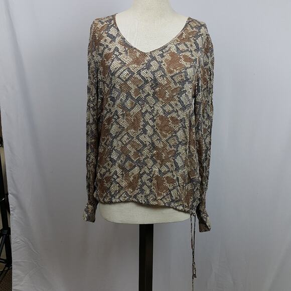 EUC vintage Lucky Brand Snake print sheer M top - Picture 1 of 4